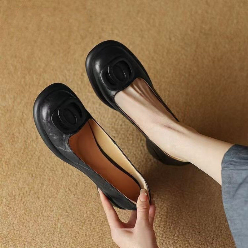 👠【35-40】2025 nowe 5CM uniwersalne modne miękkie podeszwy retro grube obcasy okrągłe palce skórzane buty