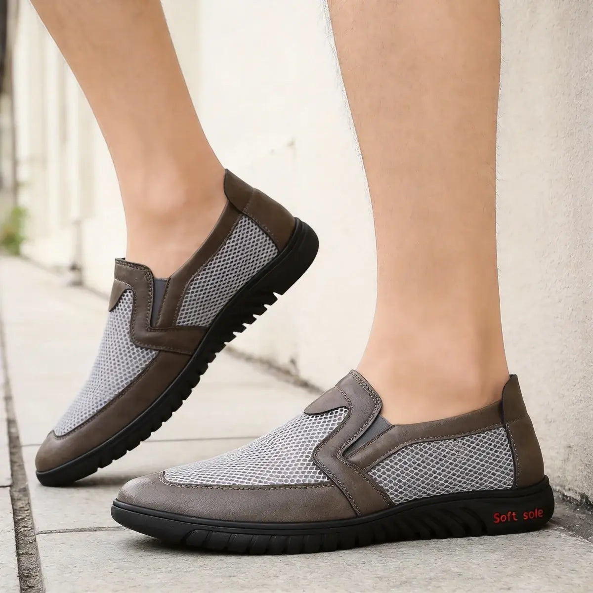 【39-44】Nowe letnie męskie buty codzienne ze skóry i siateczki z miękką podeszwą.